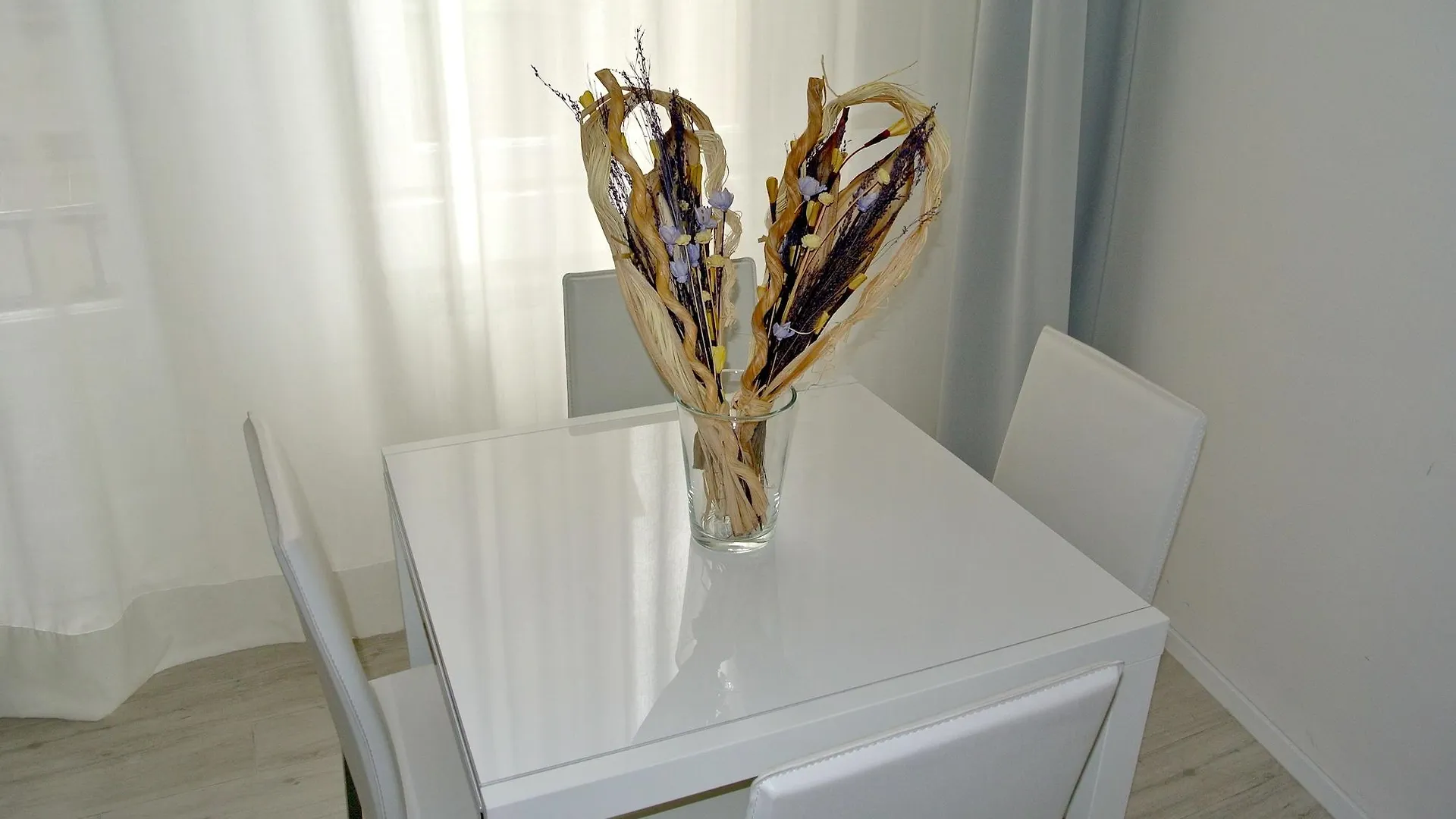 Apartment Duomo Inn Milan Italy